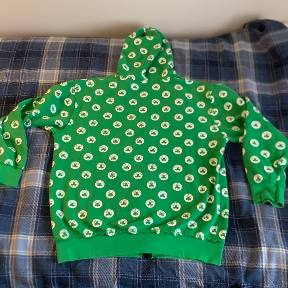 Green Celtics Hoodie - Picture 11 of 12